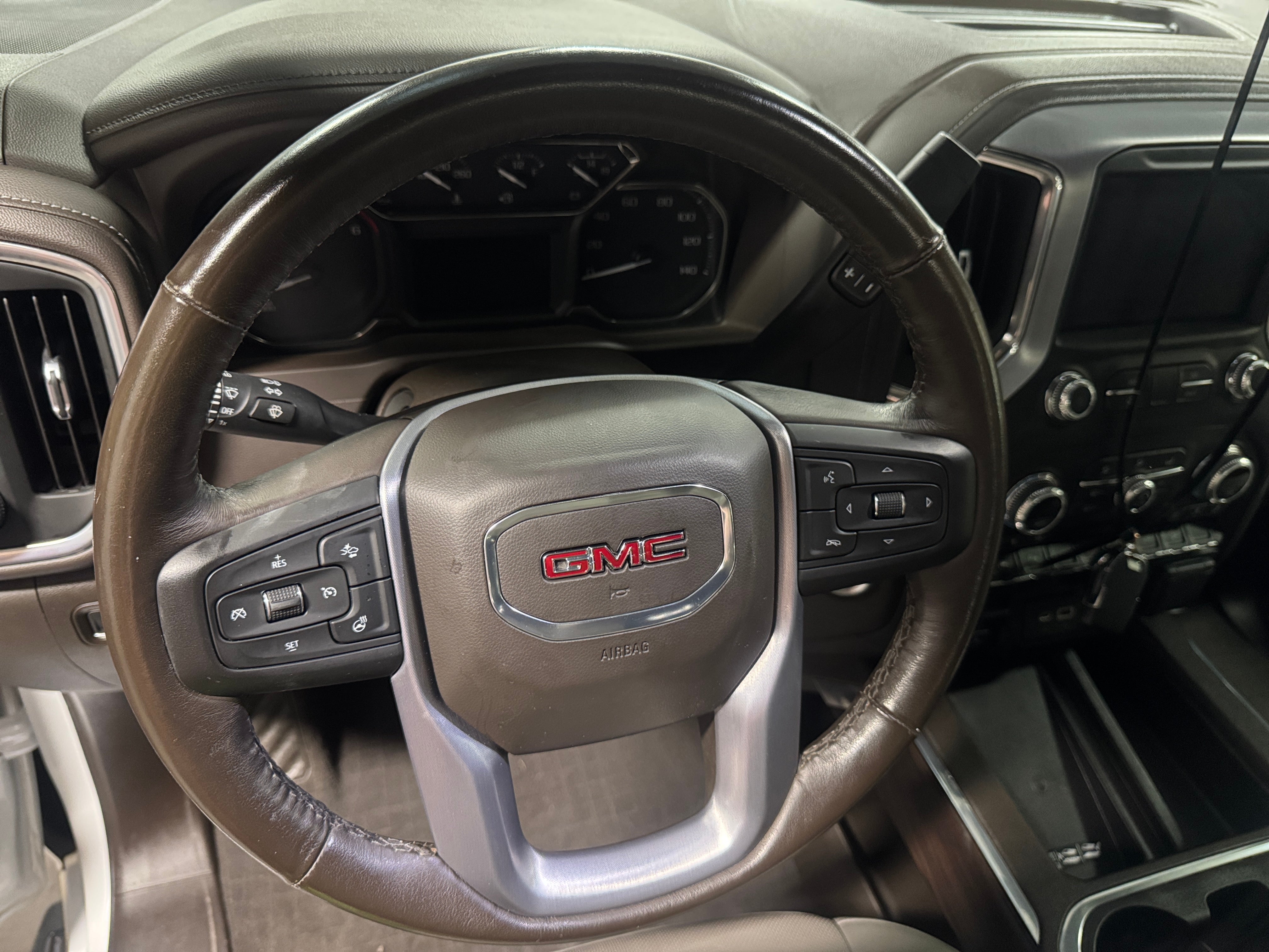 gmc sierra 1500 limited 2022 3GTU9DEL6NG123337 image gmc sierra 1500 limited 2022 3GTU9DEL6NG123337 image